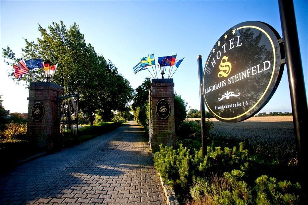 Hotel Landhaus Steinfeld Greetsiel Kültér fotó